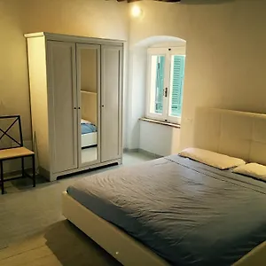  Casa vacanze Appartamento Porto Azzurro Italia
